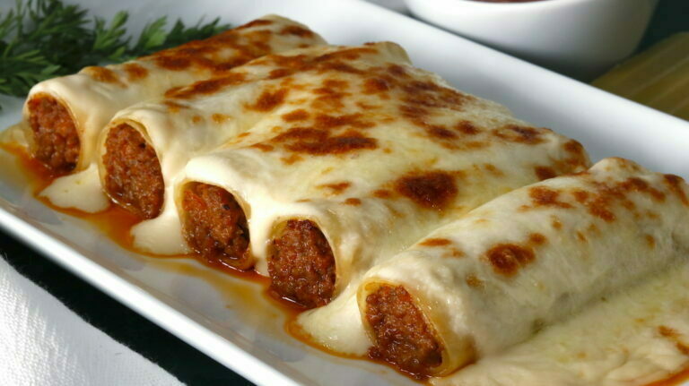 Canelones de carne gratinados